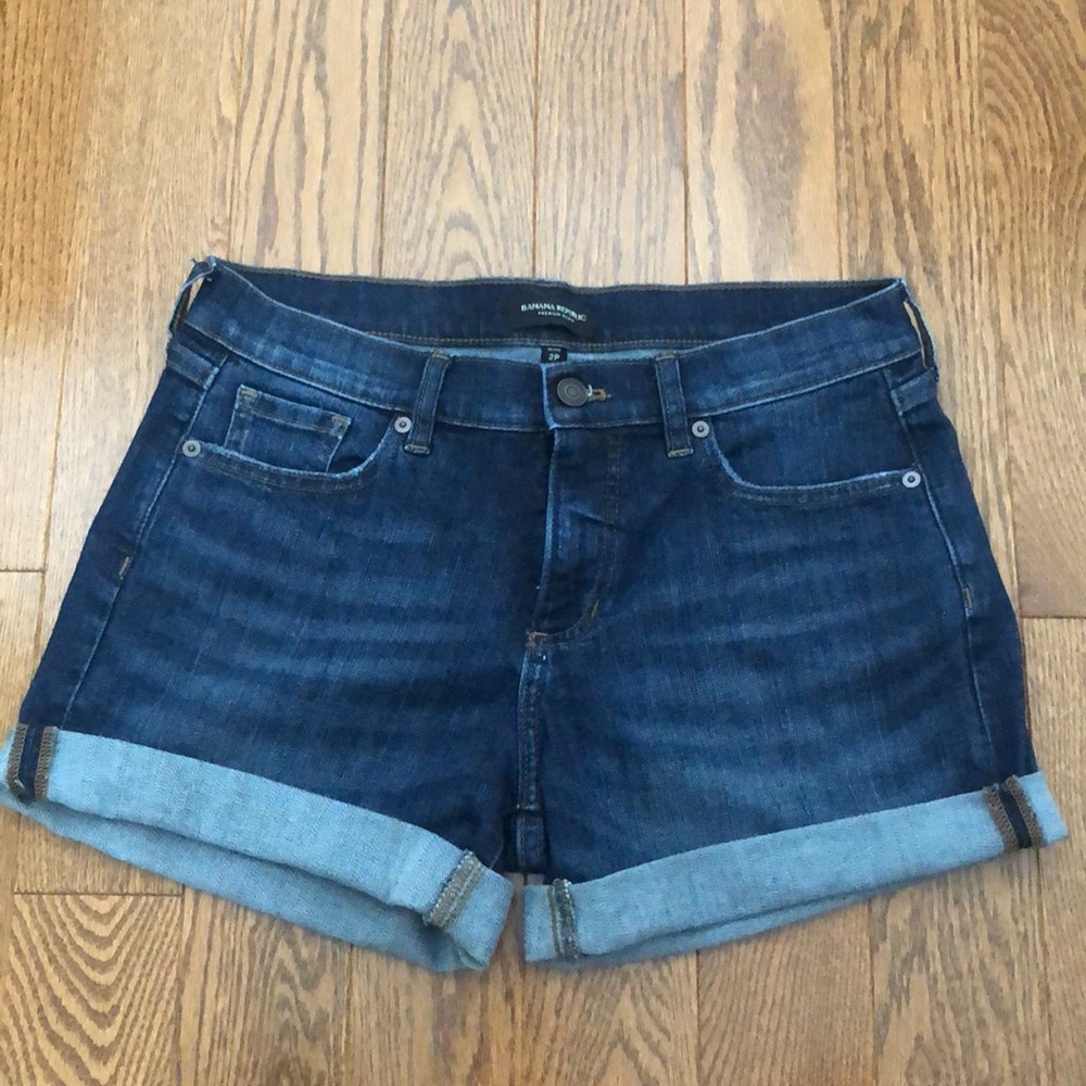 Banana republic size 2p Jean shorts